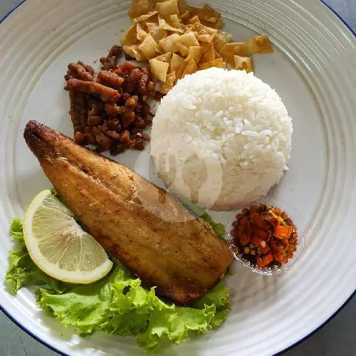 Nasi Ikan Saba Minyak Wijen